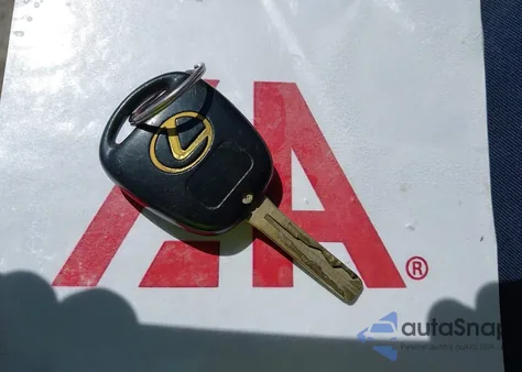 2003 Lexus Es 300 from USA, damaged, VIN JTHBF30G836000138